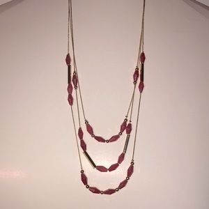 🎄🎄3 for $10 ⛄️☃️ Clairs Gold Tone Triple Necklace & Earrings coral beads